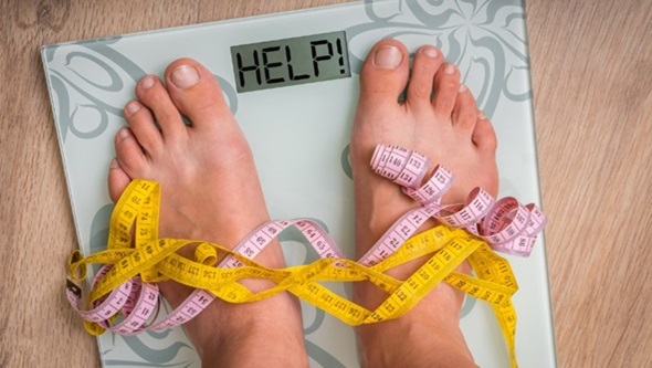 pèse-personne affichant help